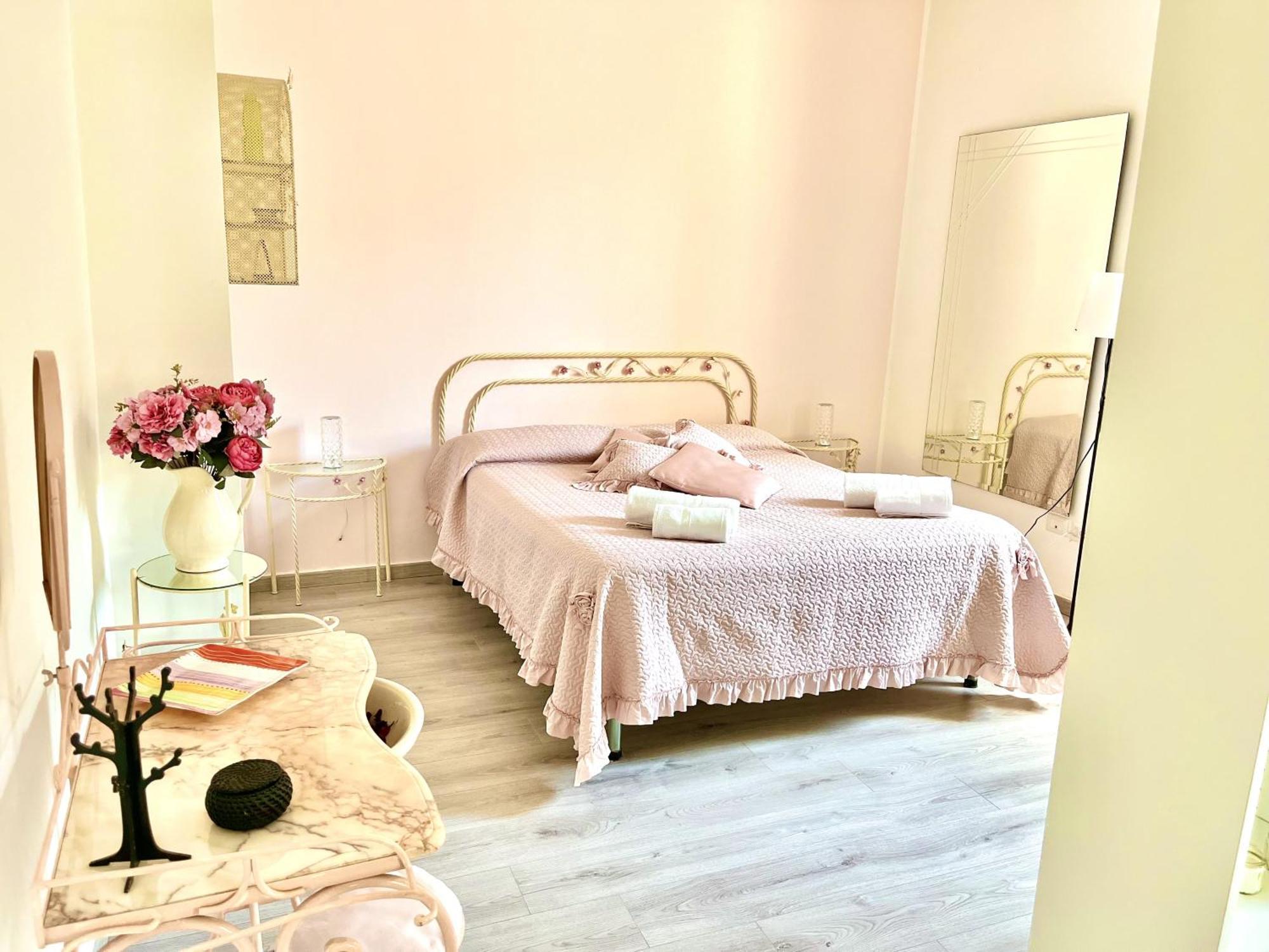 La Casa Di Marilyn Apartment Napoli Bagian luar foto