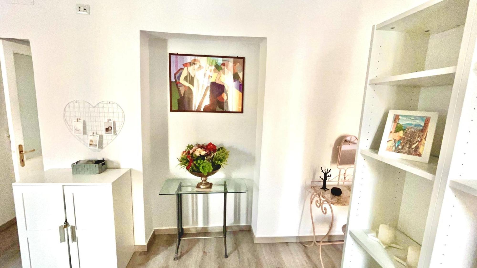 La Casa Di Marilyn Apartment Napoli Bagian luar foto